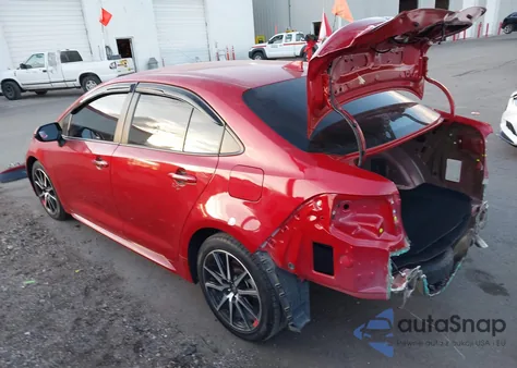 2021 Toyota Corolla Le z USA, uszkodzony, nr VIN 5YFEPMAE4MP271271